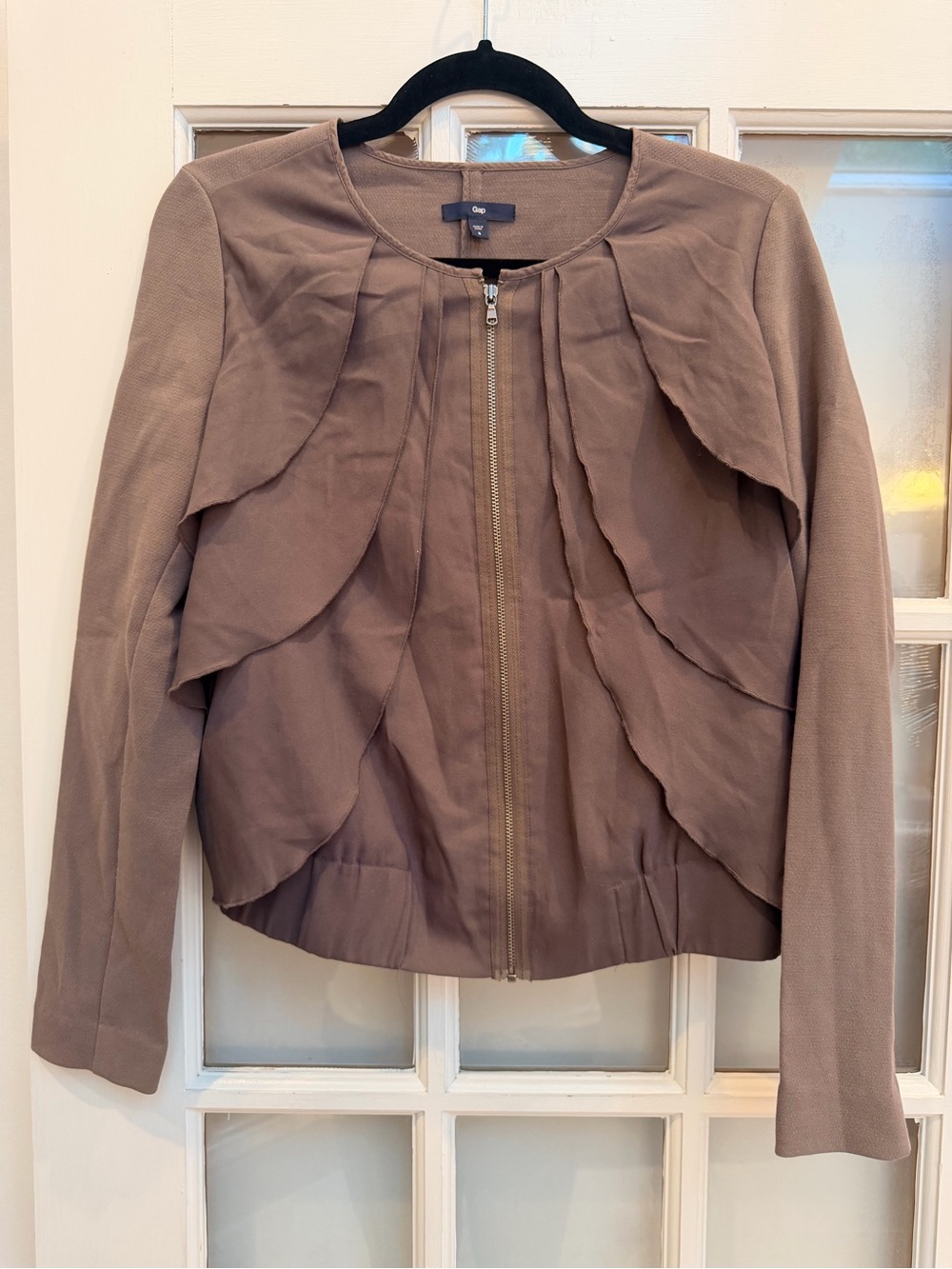 GAP Women's Chic Tan Taupe Layered Tiered Ruffle Zip Bomber Jacket Size Small S